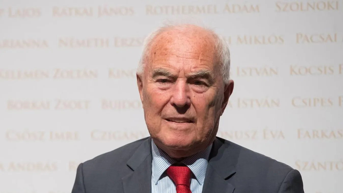 Portrait of Dr. Jenő Kamuti